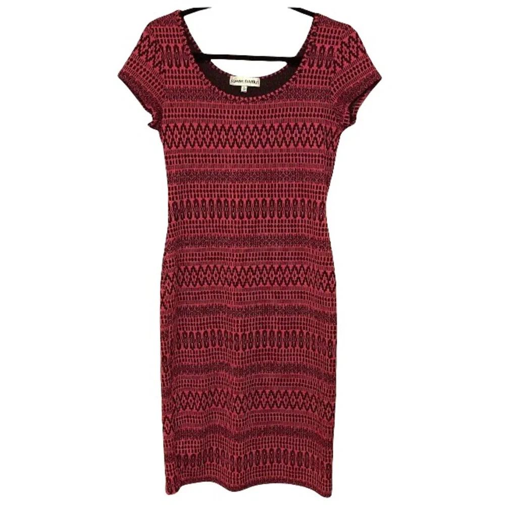 Almost Famous Fitted Dress - Picture 1 of 2